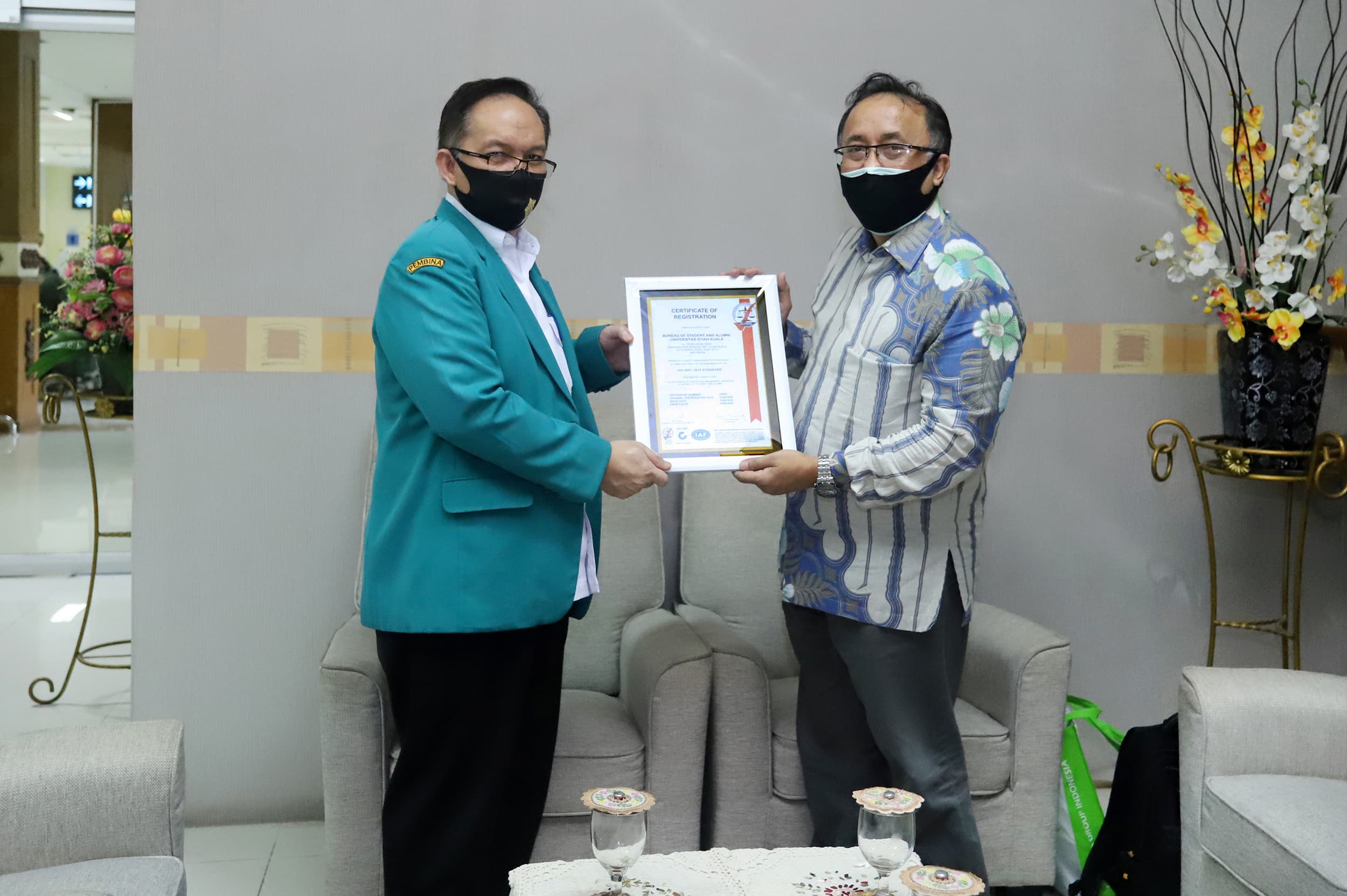 Terapkan Pelayanan Standarisasi, Unsyiah Raih Penghargaan ISO