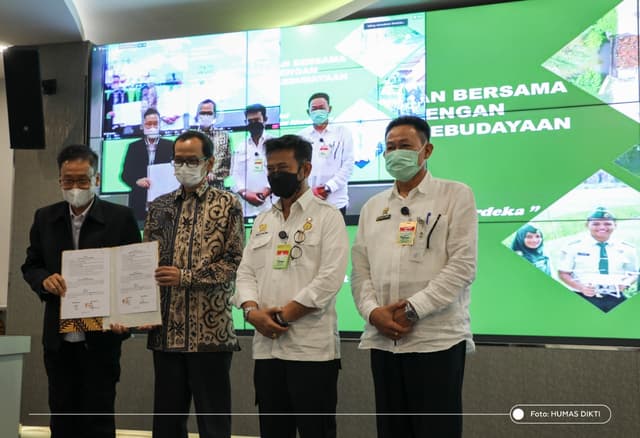 Penandatangan Kerjasama Dirjen Dikti, Kemendikbud dan Kementan untuk Kemajuan Pertanian Indonesia.