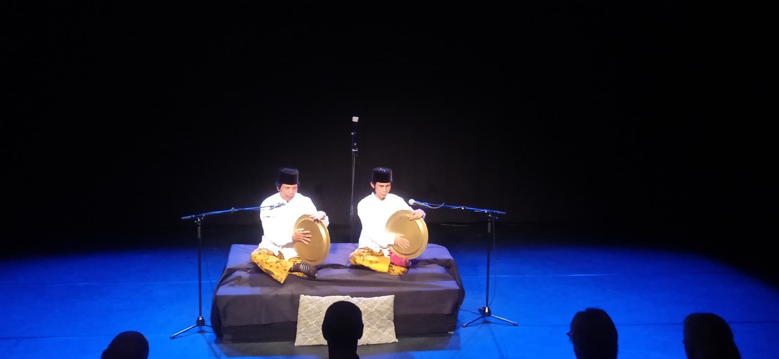 SETELAH “PUASA PANGGUNG”, AKADEMISI ISI PADANGPANJANG KEMBALI TAMPIL DI LUAR NEGERI