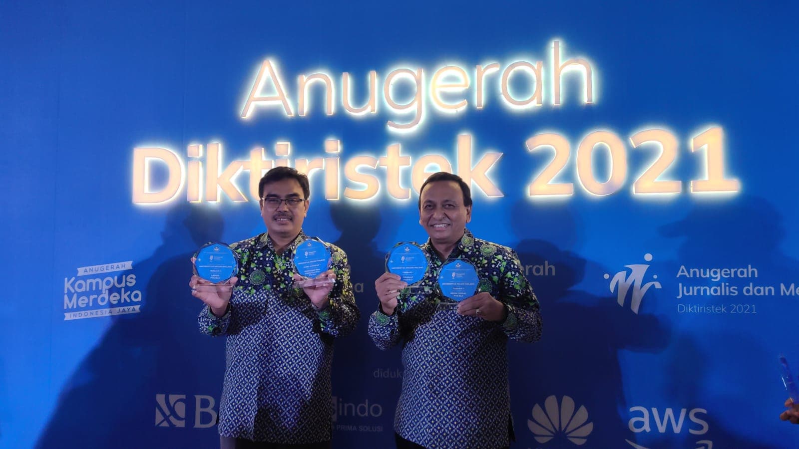 Membanggakan, UM Raih Prestasi Gemilang di Ajang Anugrah Diktiristek 2021