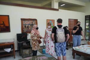 Rektor ISI Yogyakarta Terima Komite International Olympiad in Informatics ke-34 Tahun 2022