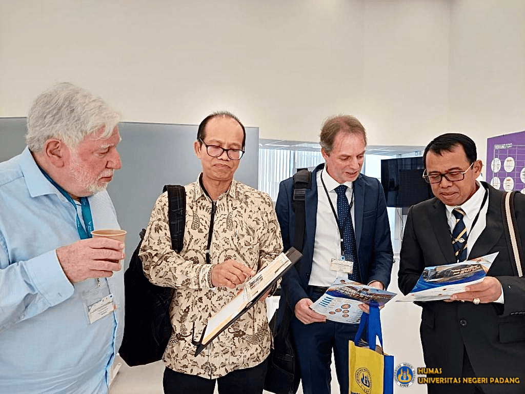 UNP Promosi dalam Joint Working Group Indonesia -Perancis di Valenciennes