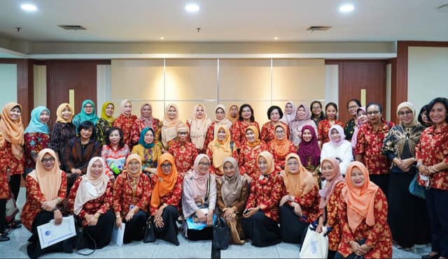 Kegiatan Koordinasi Dharma Wanita Persatuan Indonesia Ditjen Diktiristek (21/6).