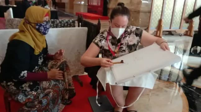 Jurusan Kriya ISI Yogyakarta Promosikan Batik dan Kriya Indonesia di Sidang G20