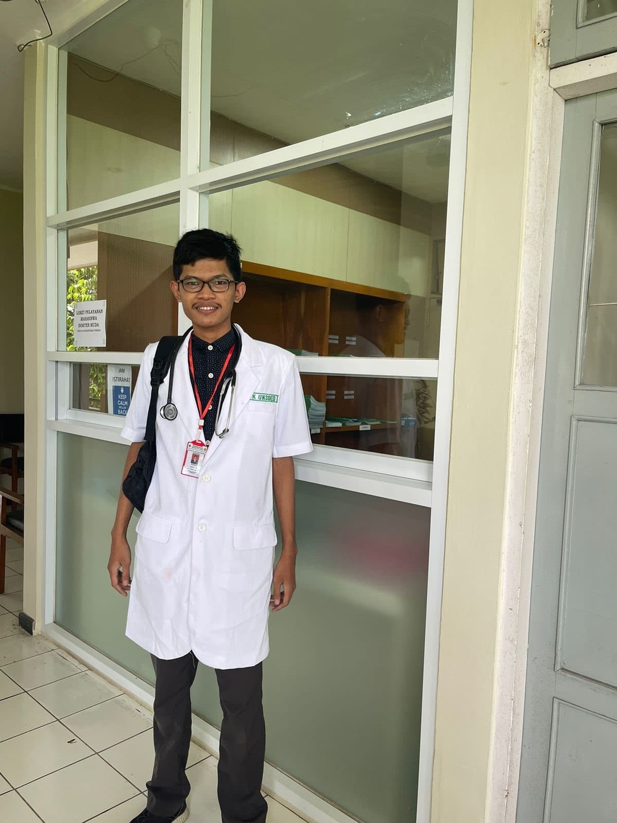 Marhamdani, Calon Dokter Berprestasi Anak Buruh Tani