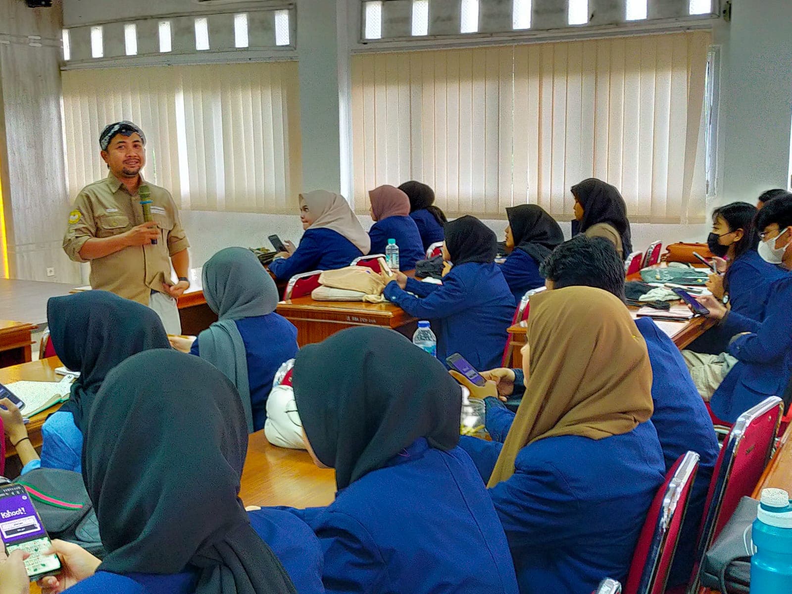 Hibah PKKM Perkuat Kinerja: Joint Teaching Ilmu Komunikasi UNSOED di UNIB