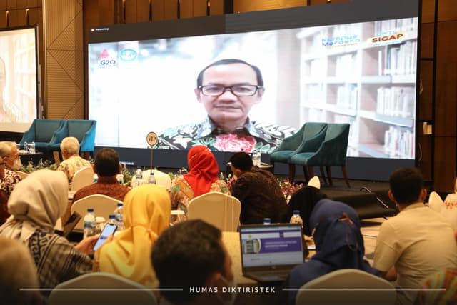 Tangkapan Lensa-Seminar Internasional Inti Dasar Capaian Pendidikan (IDCP)