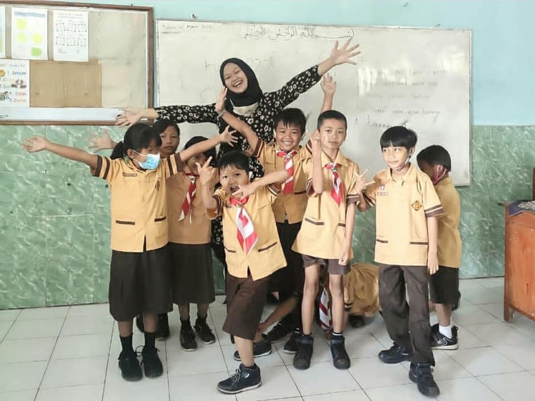 Dari Desa Menuju Istana, Kisah Pengabdian Ayu Sabrina Melalui Program Kampus Mengajar