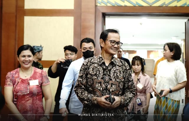 Tangkapan Lensa-Penandatanganan PKS antara Ditbelmawa dan PT Penerima Program Pertukaran Mahasiswa Merdeka Tahun 2023