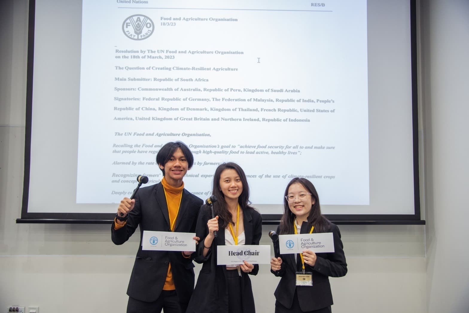 Menilik Cerita Syafiq, Mahasiswa ITS yang Bertugas di NTUMUN Singapura