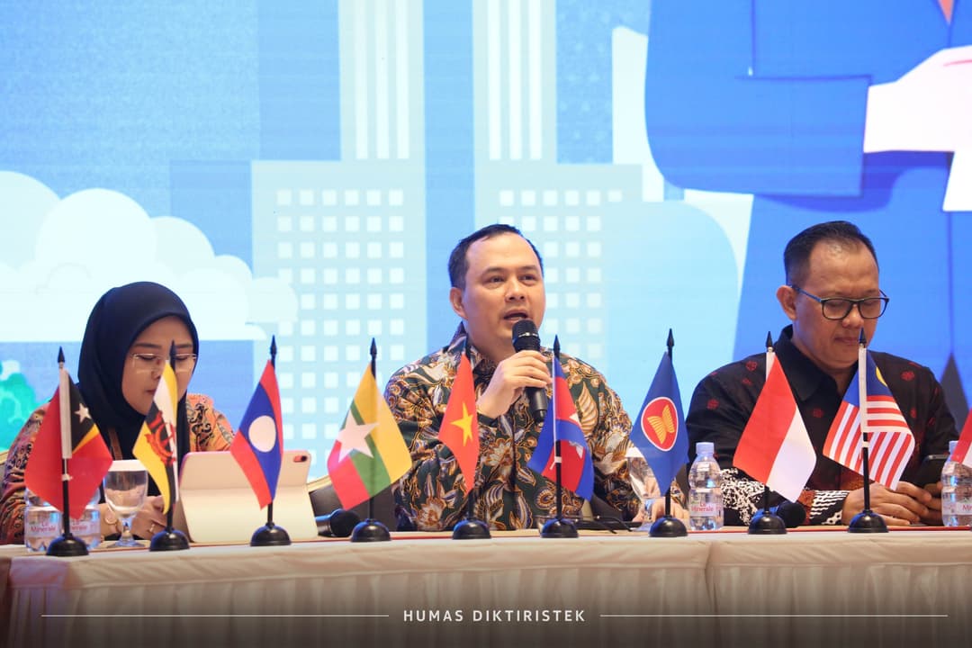 Tangkapan Lensa-Kegiatan Keprotokolan dilingkungan Diktiristek (6-8/5).