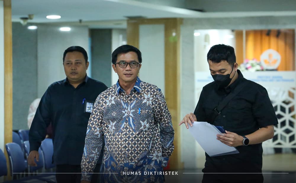 Dirjen Diktiristek Orasi Ilmiah di Dies Natalis ke-60 Universitas Negeri Jakarta