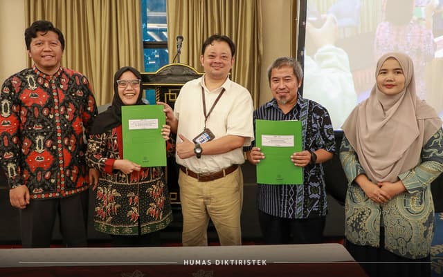 Penandatanganan Kontrak Penelitian dan Pengabdian kepada Masyarakat Tahun 2024. (11/6).