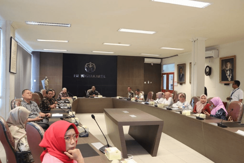 Pemerintah Kabupaten Madiun Inisiasi Kerja Sama dengan ISI Yogyakarta