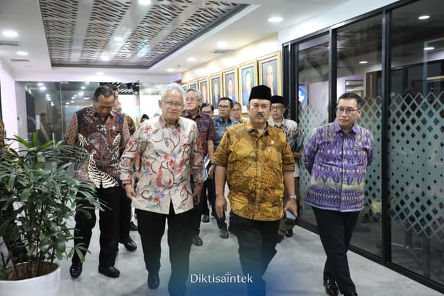 Pertemuan Mendiktisaintek dengan Menteri PPN/Kepala Bappenas