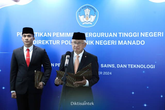 Mendiktisaintek Lantik Direktur Politeknik Negeri Manado
