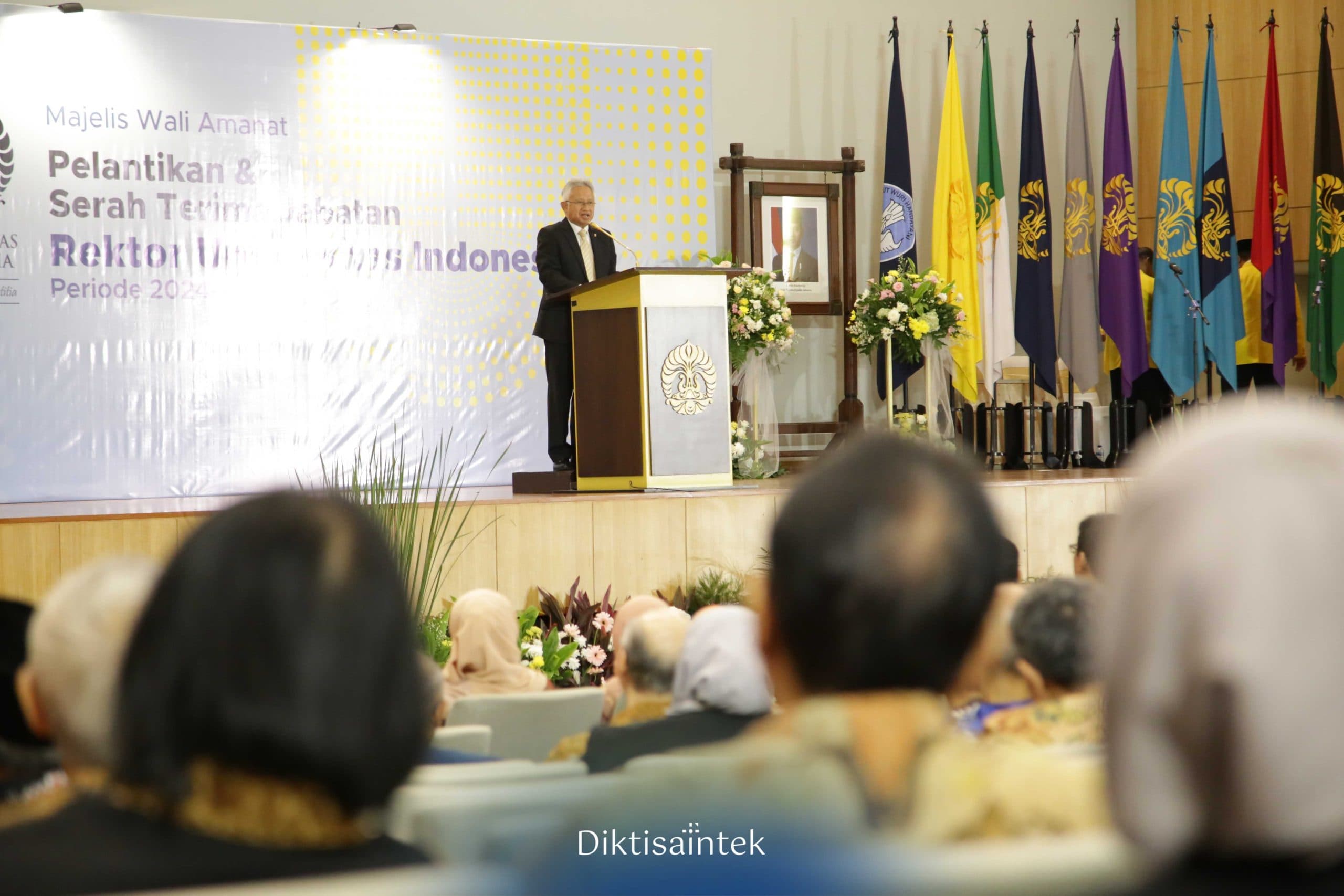 Hadiri Pelantikan Rektor UI, Mendiktisaintek Dorong UI Semakin Bereputasi dan Berdampak bagi Kemajuan Bangsa
