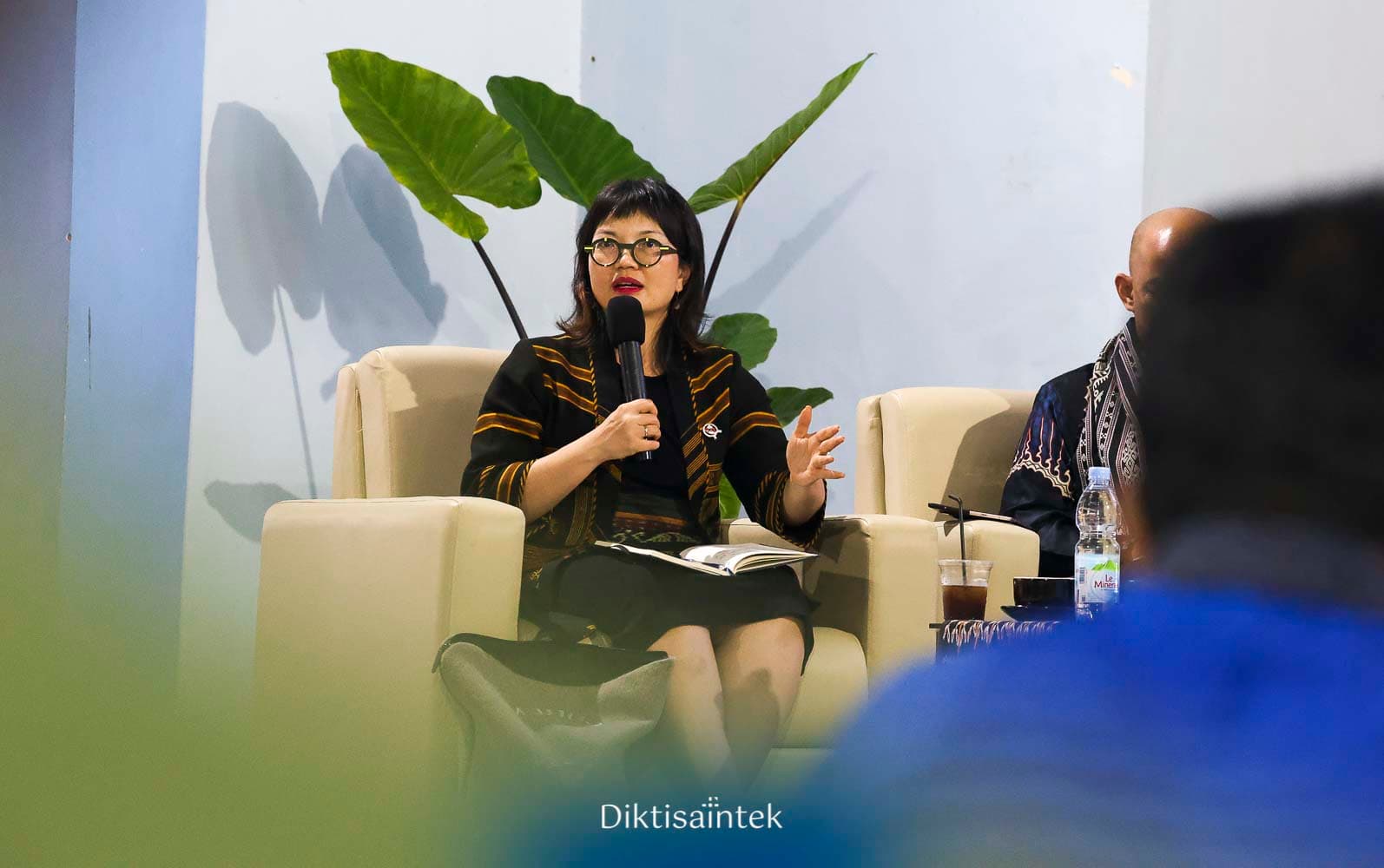 Wamendiktisaintek Dorong Perguruan Tinggi di Nusa Tenggara Timur Lakukan Riset Untuk Dukung Pertumbuhan Ekonomi Lokal