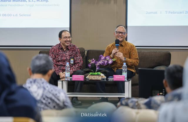 Kunjungan Dirjen Dikti Kemendiktisaintek di Lembaga Layanan Pendidikan Tinggi (LLDikti) Wilayah XIII