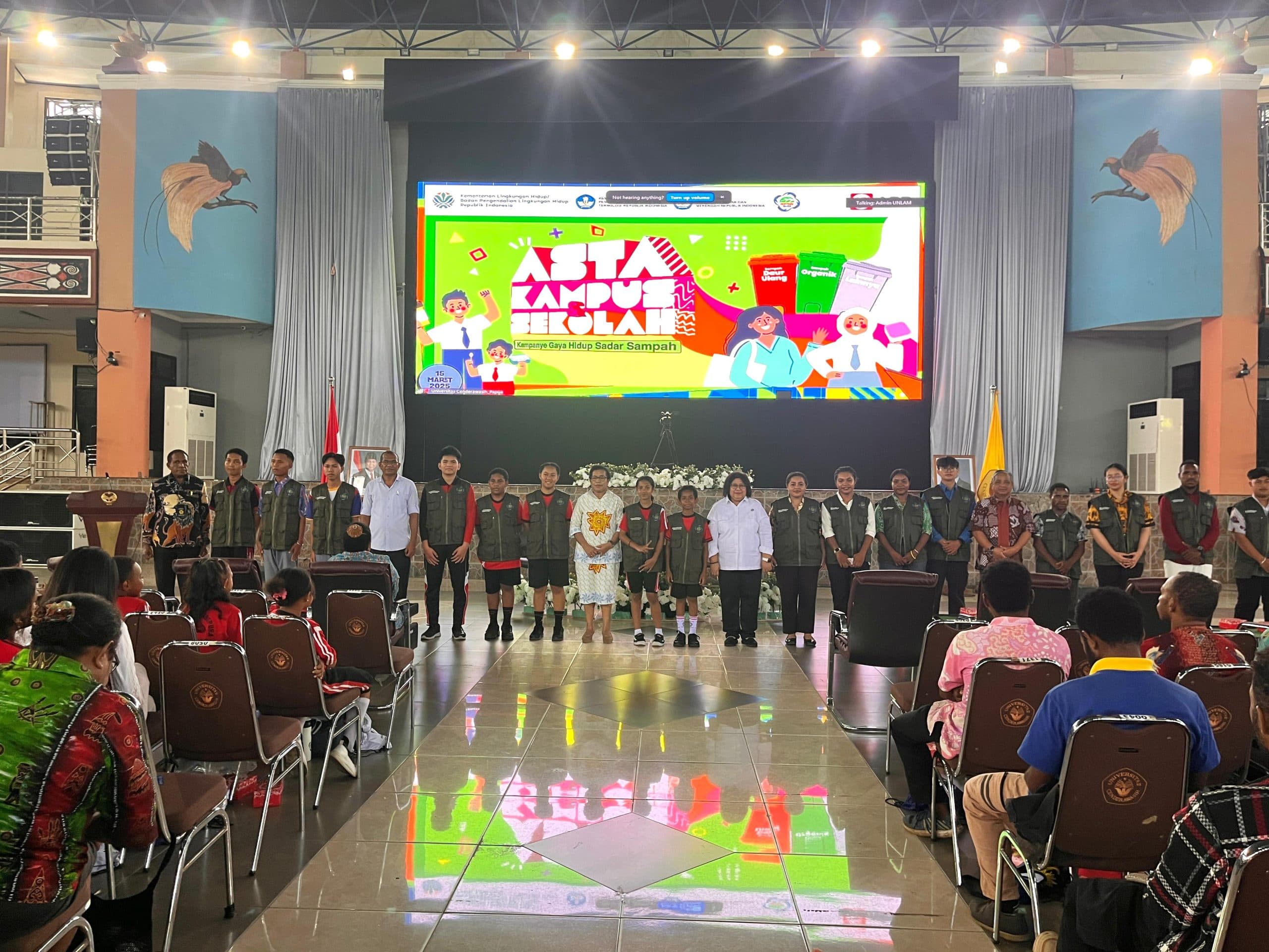 Uncen Bergabung dalam Gerakan Nasional ASTA 2025 untuk Wujudkan Kampus Bebas Sampah.