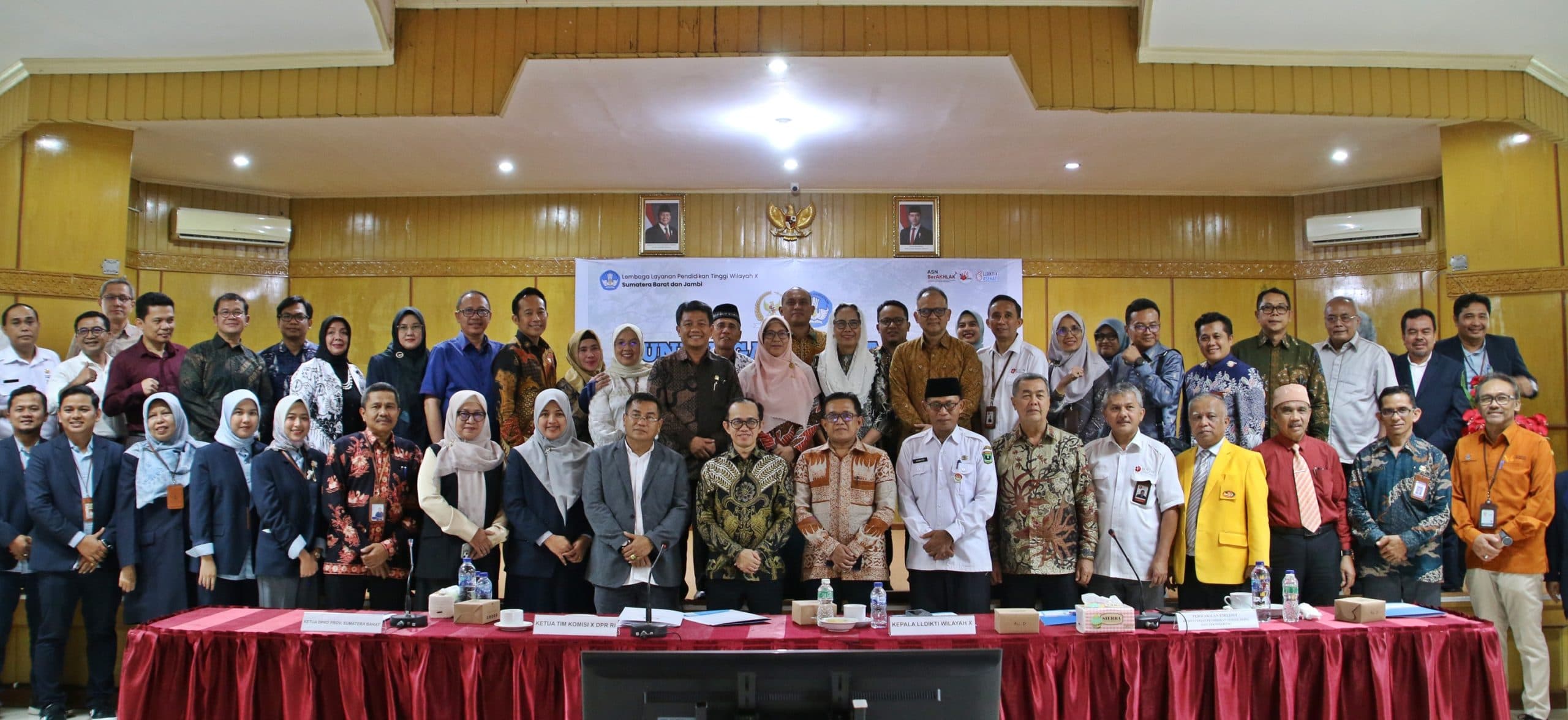 Kunjungan KerjaKomisi X DPR RI Ke Provinsi Sumatera Barat