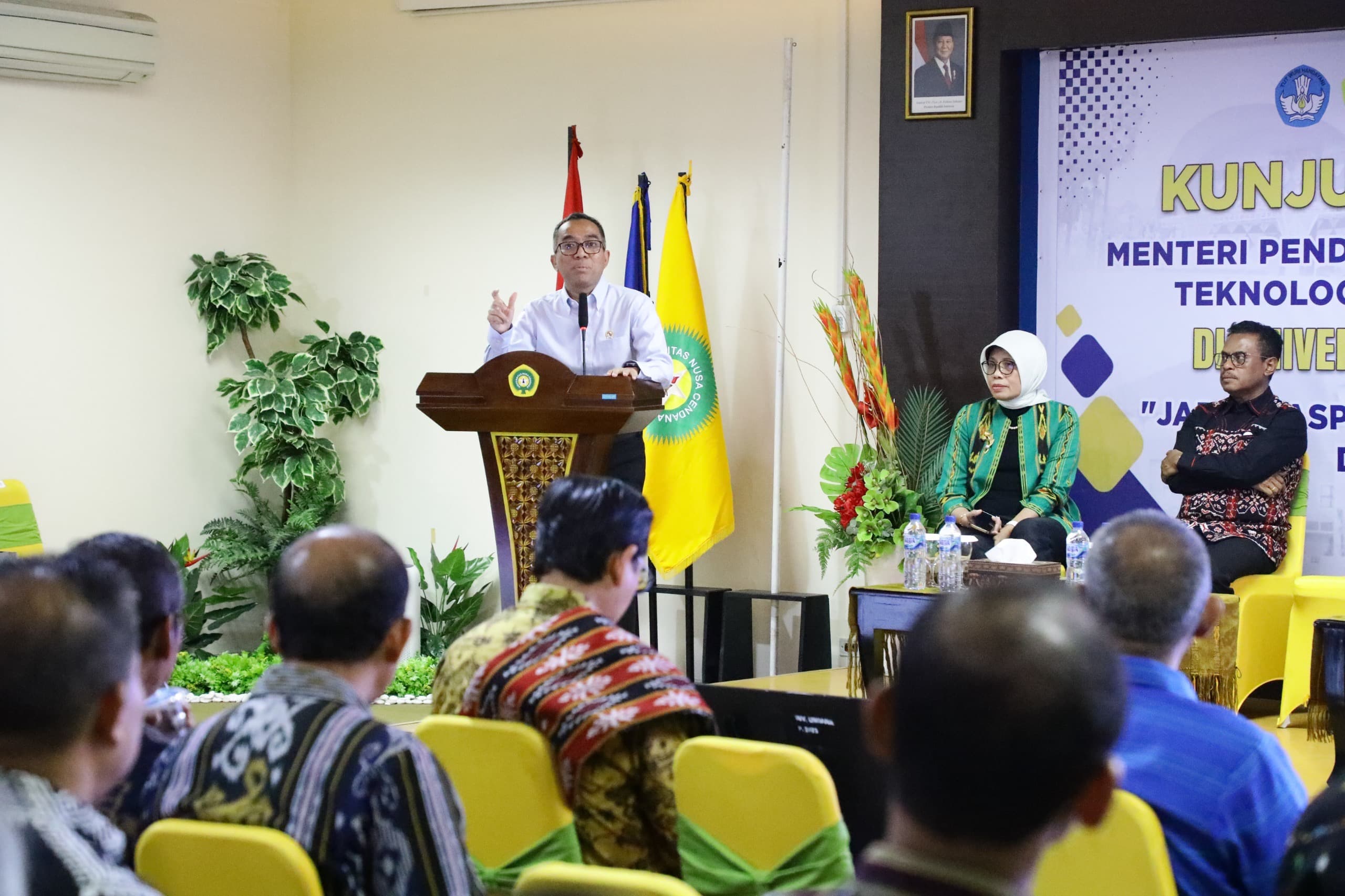 Mendiktisaintek Kunjungi Universitas Nusa Cendana: Tekankan Peran Kampus Berdampak dan Kolaborasi Triple Helix