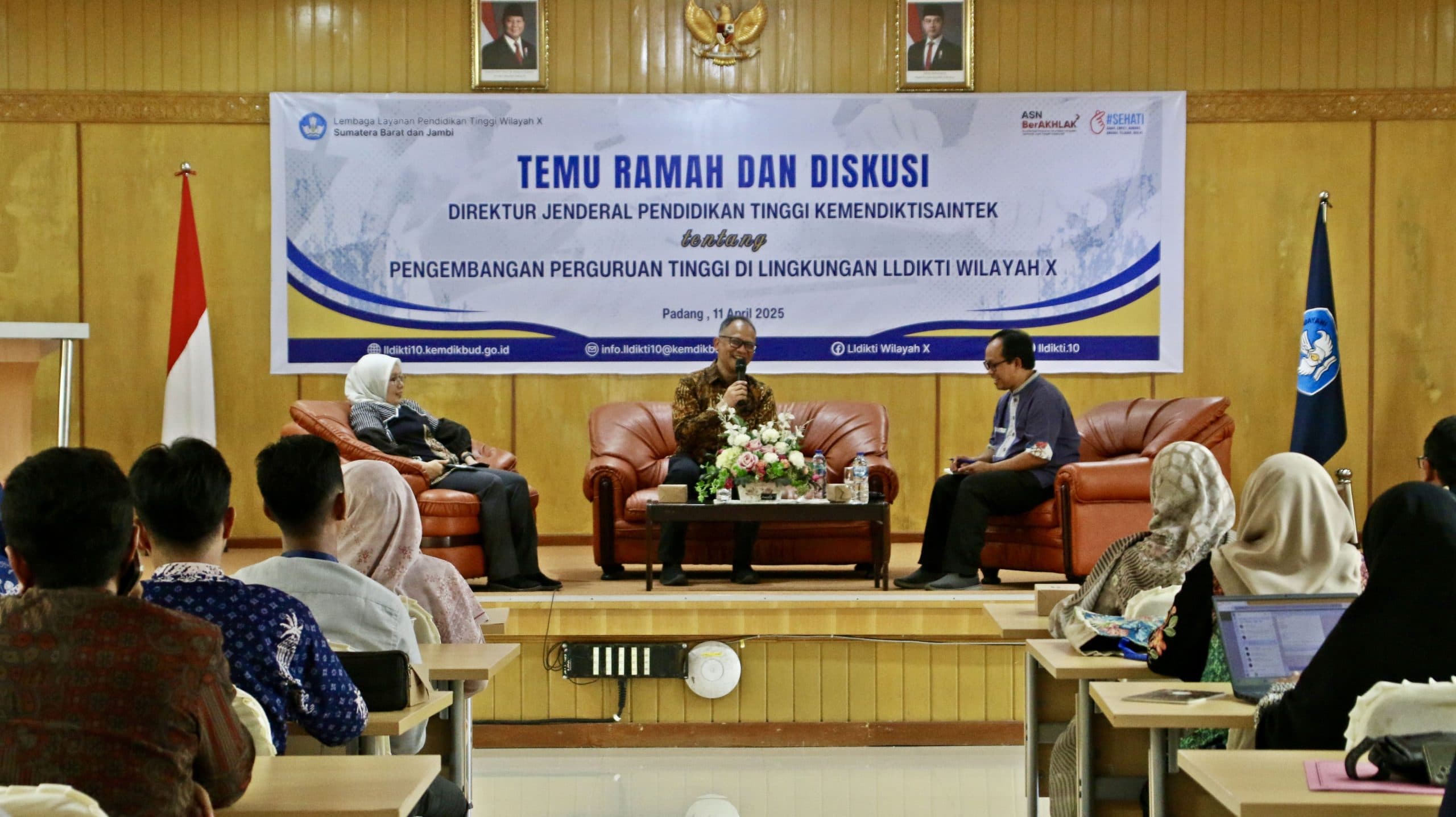 Dirjen Dikti dan Komisi X DPR RI Tampung Aspirasi Pendidikan di Sumatera Barat