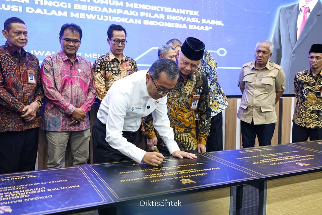 Rangkaian Kunjungan Kerja Mendiktisaintek ke Tasikmalaya