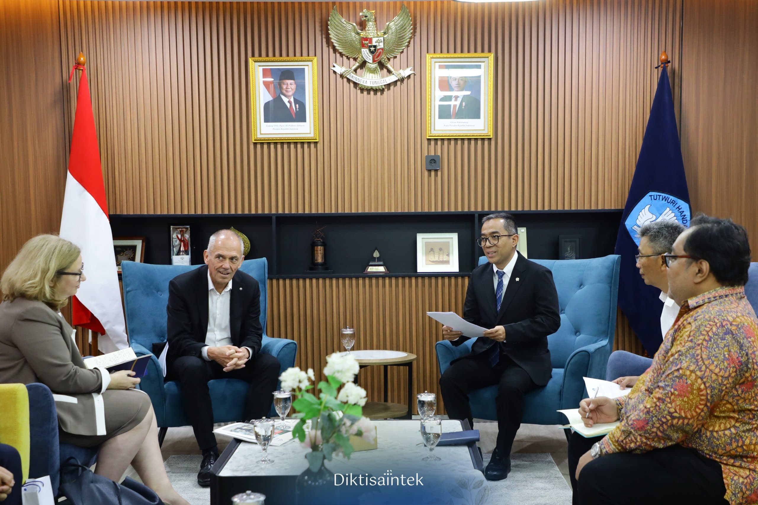 Mendiktisaintek Siap Perluas Kolaborasi Riset dan Pendidikan Tinggi antara Indonesia dan Perancis