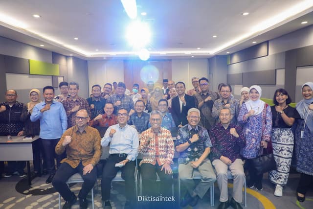 Mendiktisaintek Rakor dengan Rektor dan Dekan Fakultas Kedokteran penyelenggara Program Pendidikan Dokter Spesialis (PPDS)