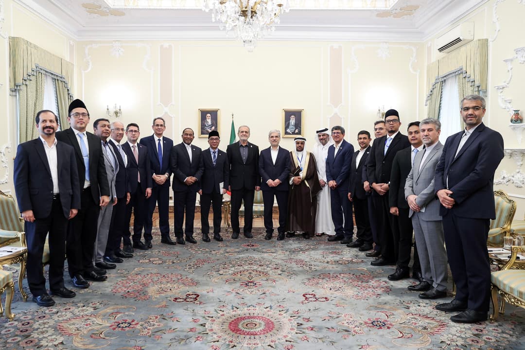 Rangkaian Kunjungan Kerja Mendiktisaintek ke Iran