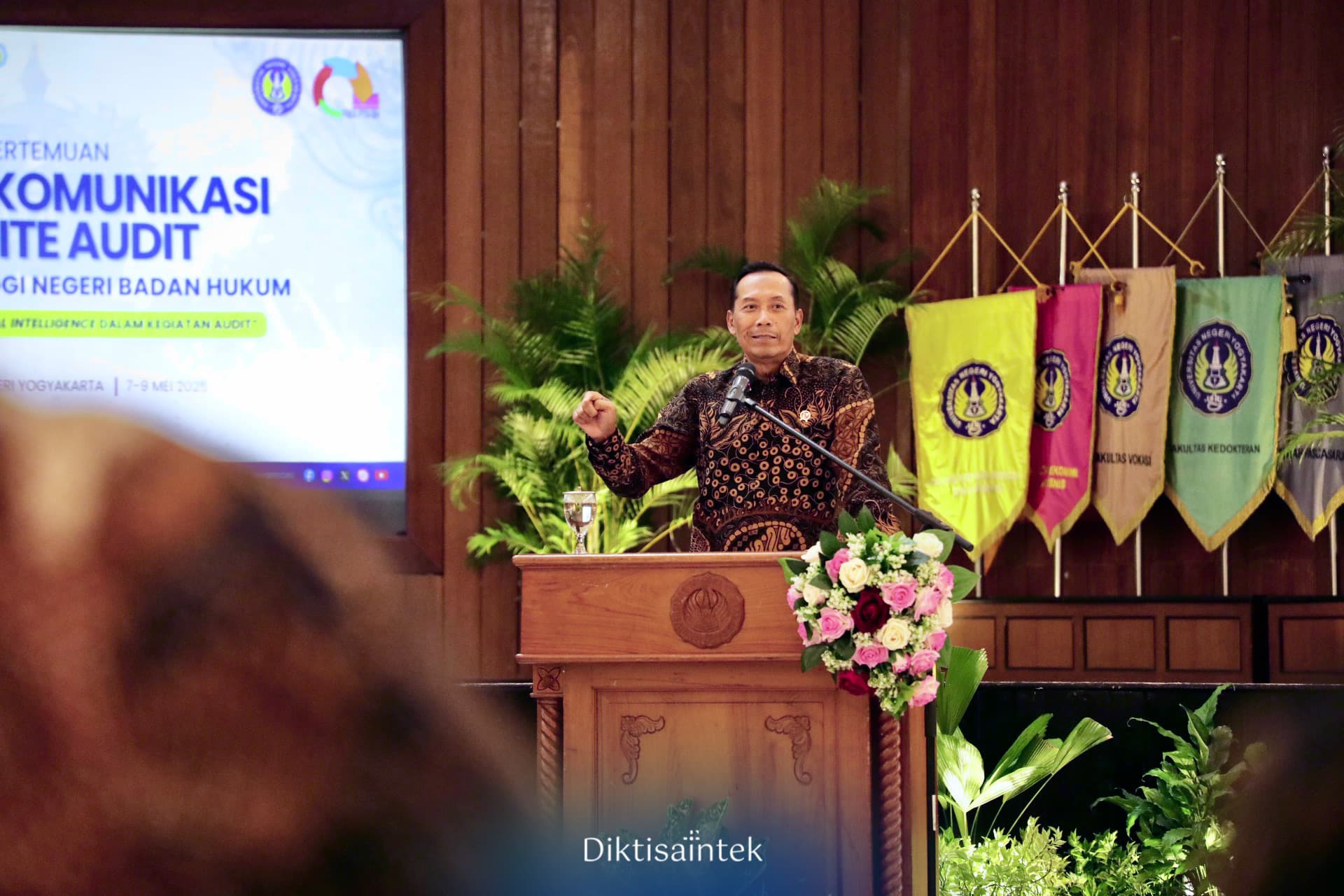 Wamen Fauzan: Audit Pendidikan Tinggi Harus Tumbuh Bersama Etika Digital dan Kecanggihan AI