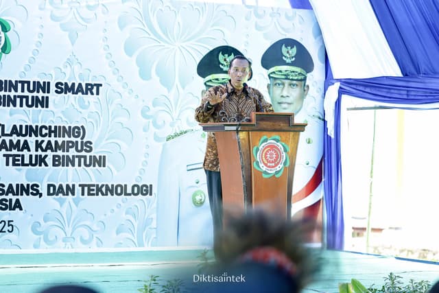 Wamen Diktisaintek Launching Universitas Muhammadiyah UNIMUTU, Teluk Bituni Papua Barat