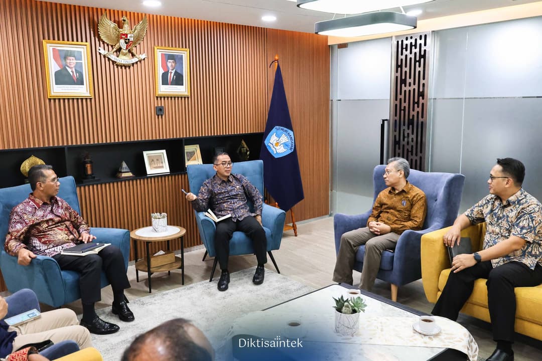 Mendiktisaintek Menerima Audiensi Direktur Utama LPDP