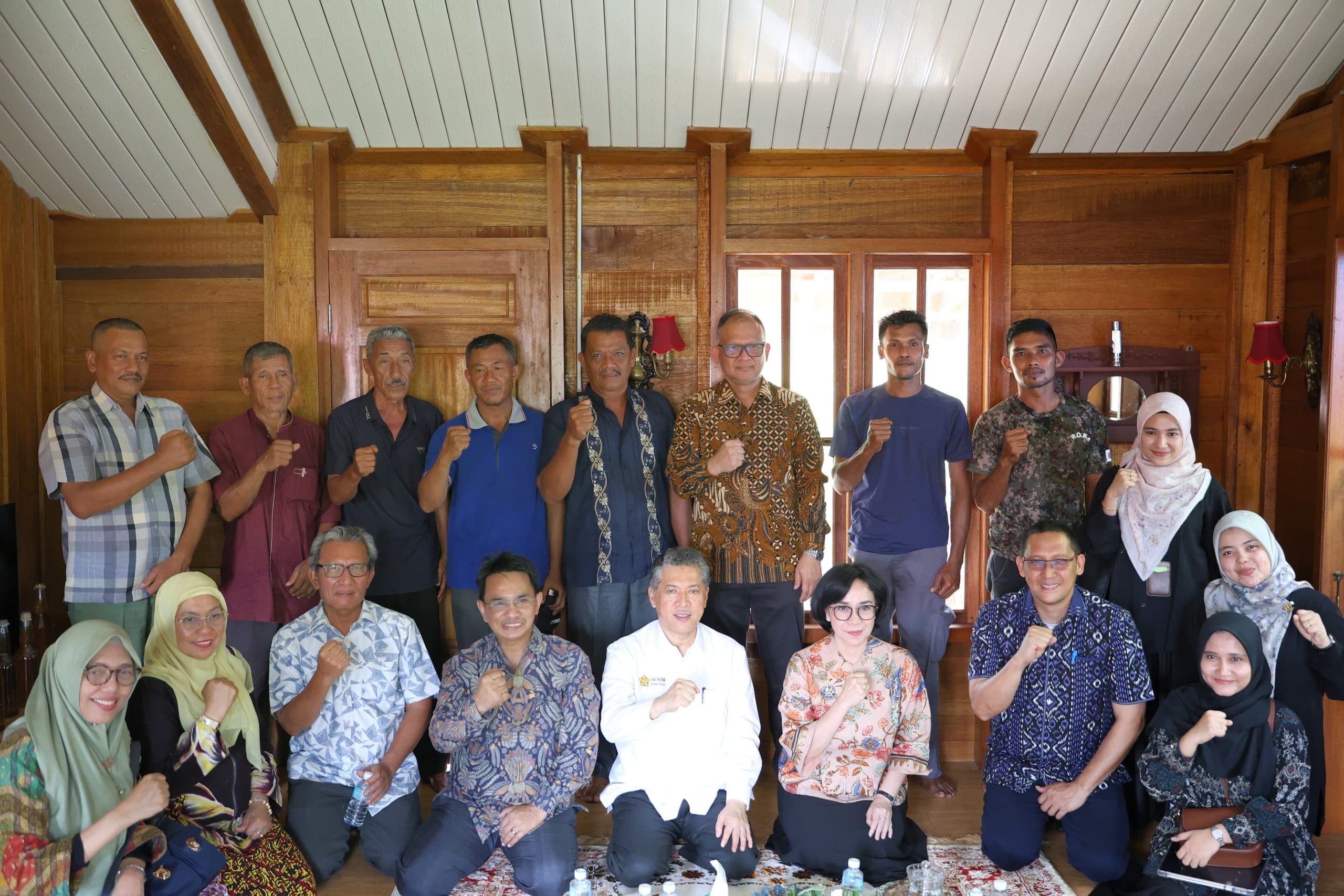 Kolaborasi Berdampak: UNIMA dan USK lakukan Knowledge Exchange dan Nota Kesepahaman Pengembangan Minyak Nilam