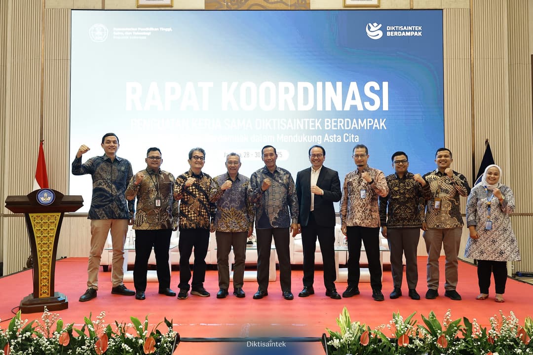 Wamendiktisaintek Fauzan membuka Rapat Koordinasi Penguatan Kerja Sama Diktisaintek Tahun 2025