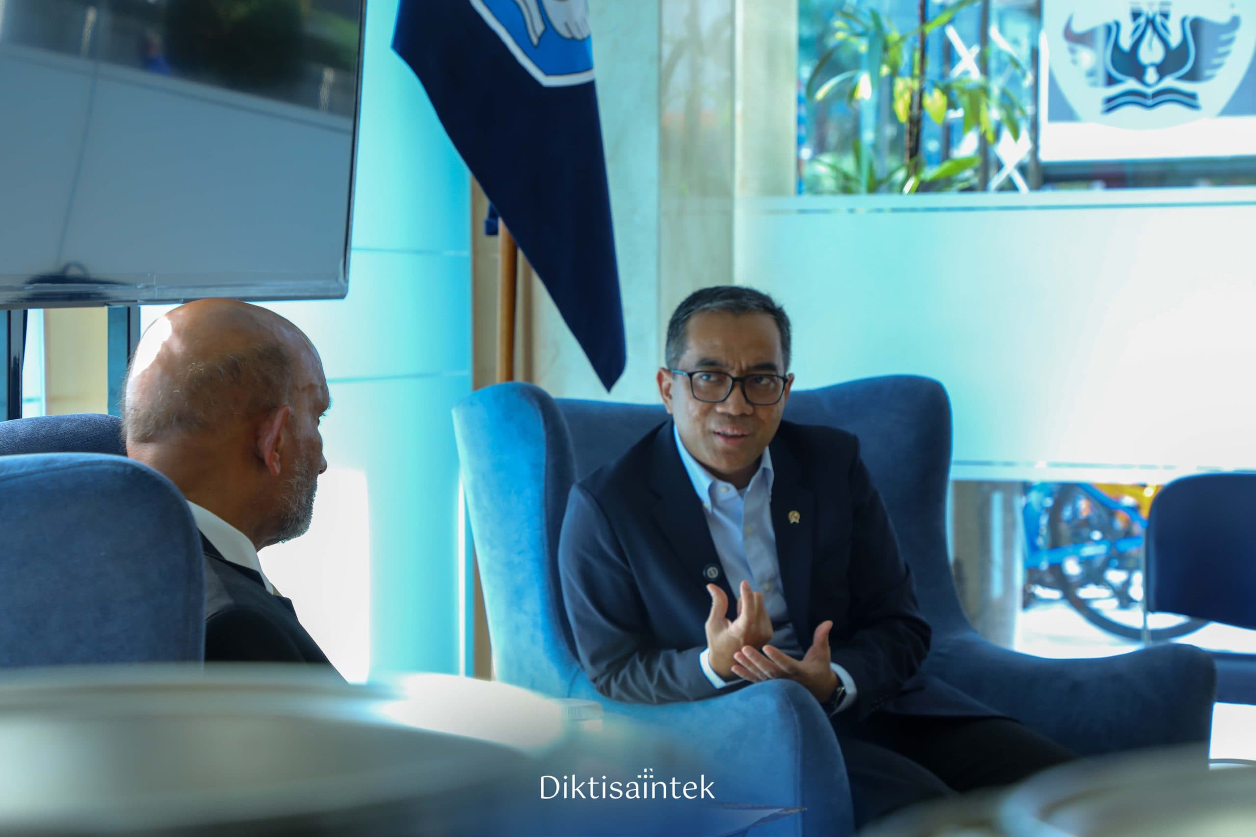 Perkuat Diplomasi Sains, Mendiktisaintek Jalin Kemitraan Strategis dengan Akademi Sains Australia