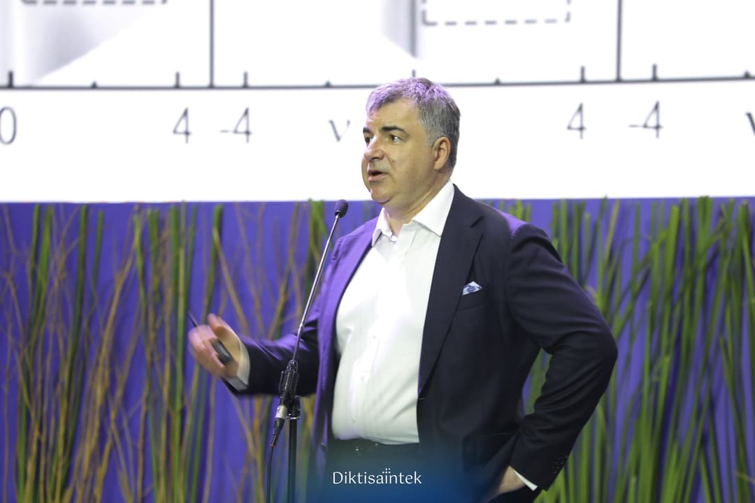 Plenary Session 1 KSTI 2025: Professor Konstantin Novoselov, National University of Singapore