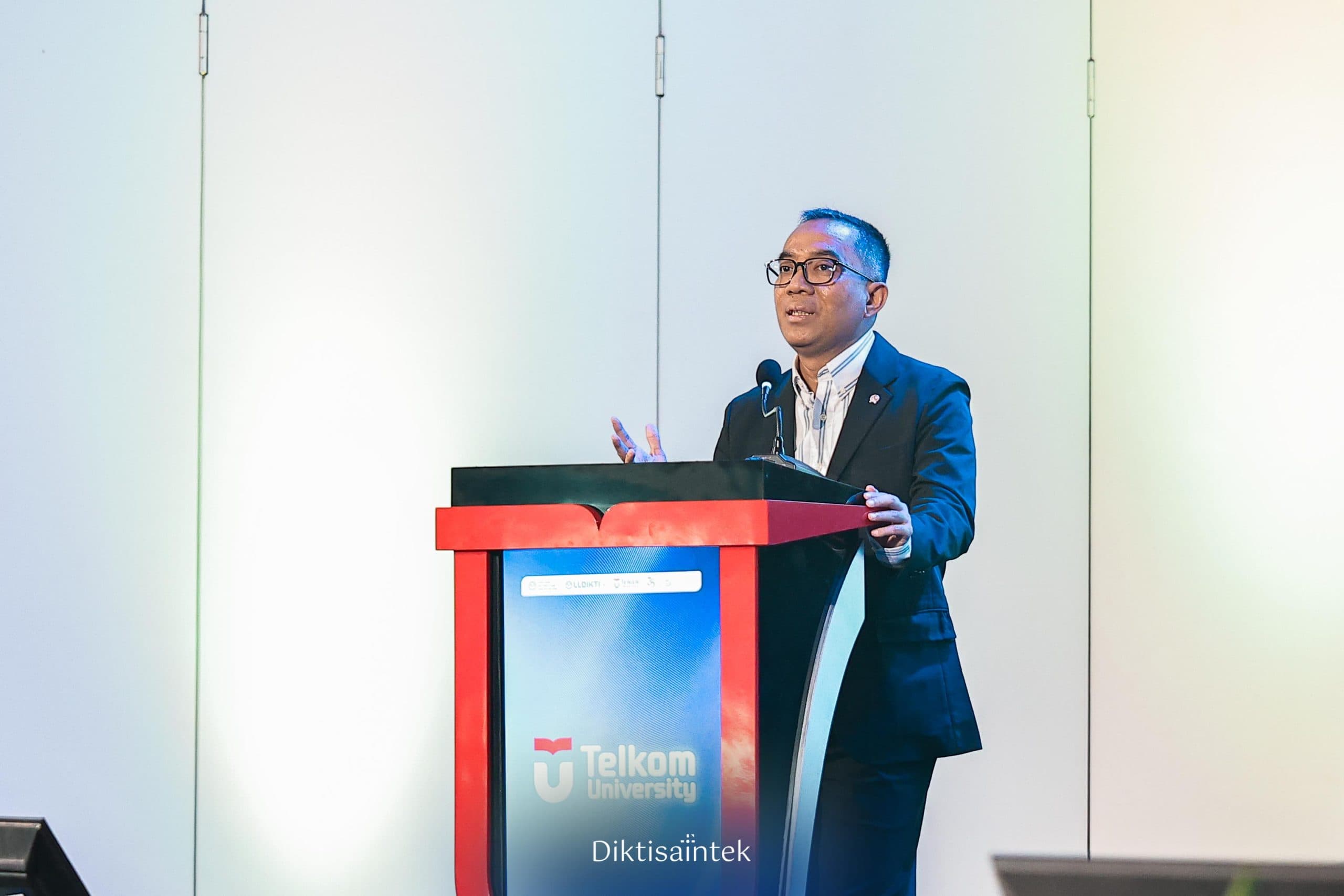 Kampus sebagai Penggerak Ekonomi Berbasis Riset yang Aplikatif