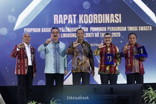 Wamen Fauzan Dorong Penguatan Mutu Perguruan Tinggi di Kawasan Timur