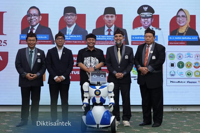 Mendiktisaintek Hadiri Munas APTISI: Peran Strategis Perguruan Tinggi dalam Mewujudkan Indonesia Emas 2045