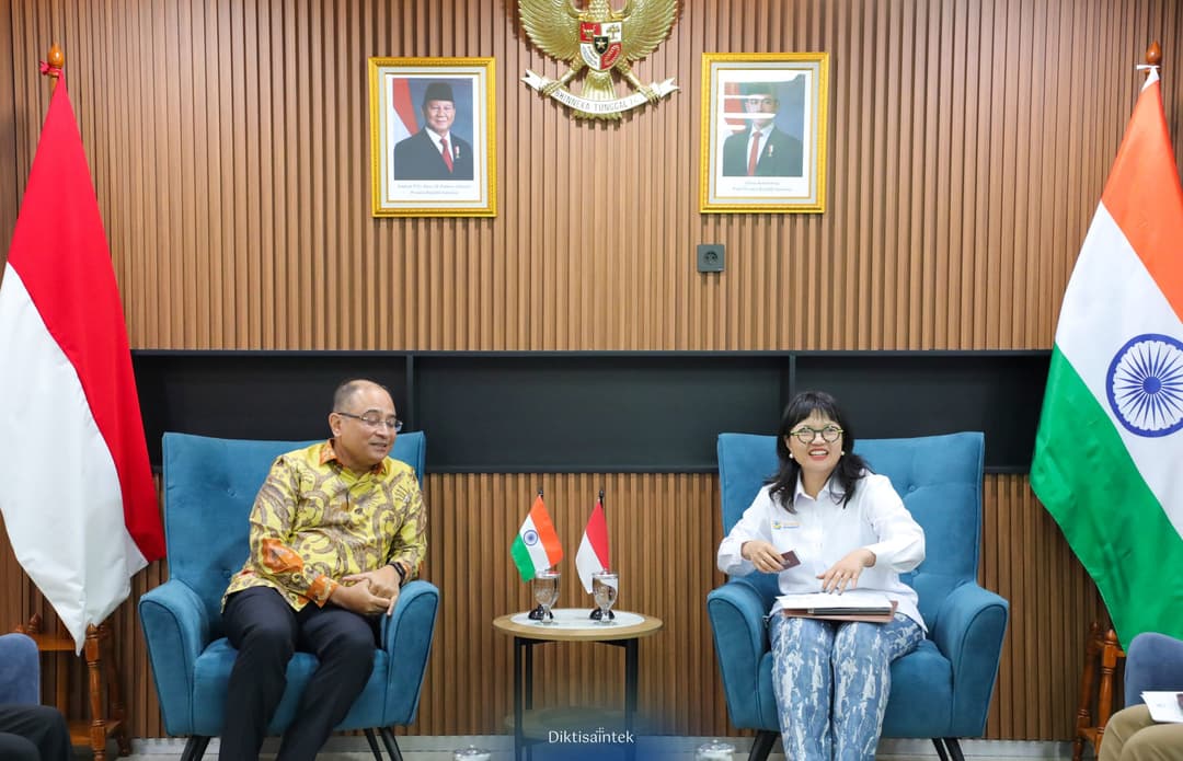 Wamendiktisaintek Stella Christie Audiensi dengan Dubes India