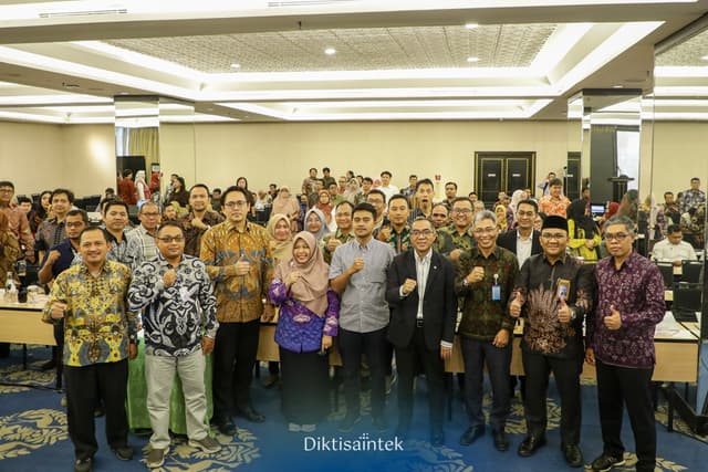 Penandatanganan kontrak program Riset Konsorsium Unggulan Berdampak (RIKUB), Mahasiswa Berdampak, dan Pengabdian kepada Masyarakat Batch III