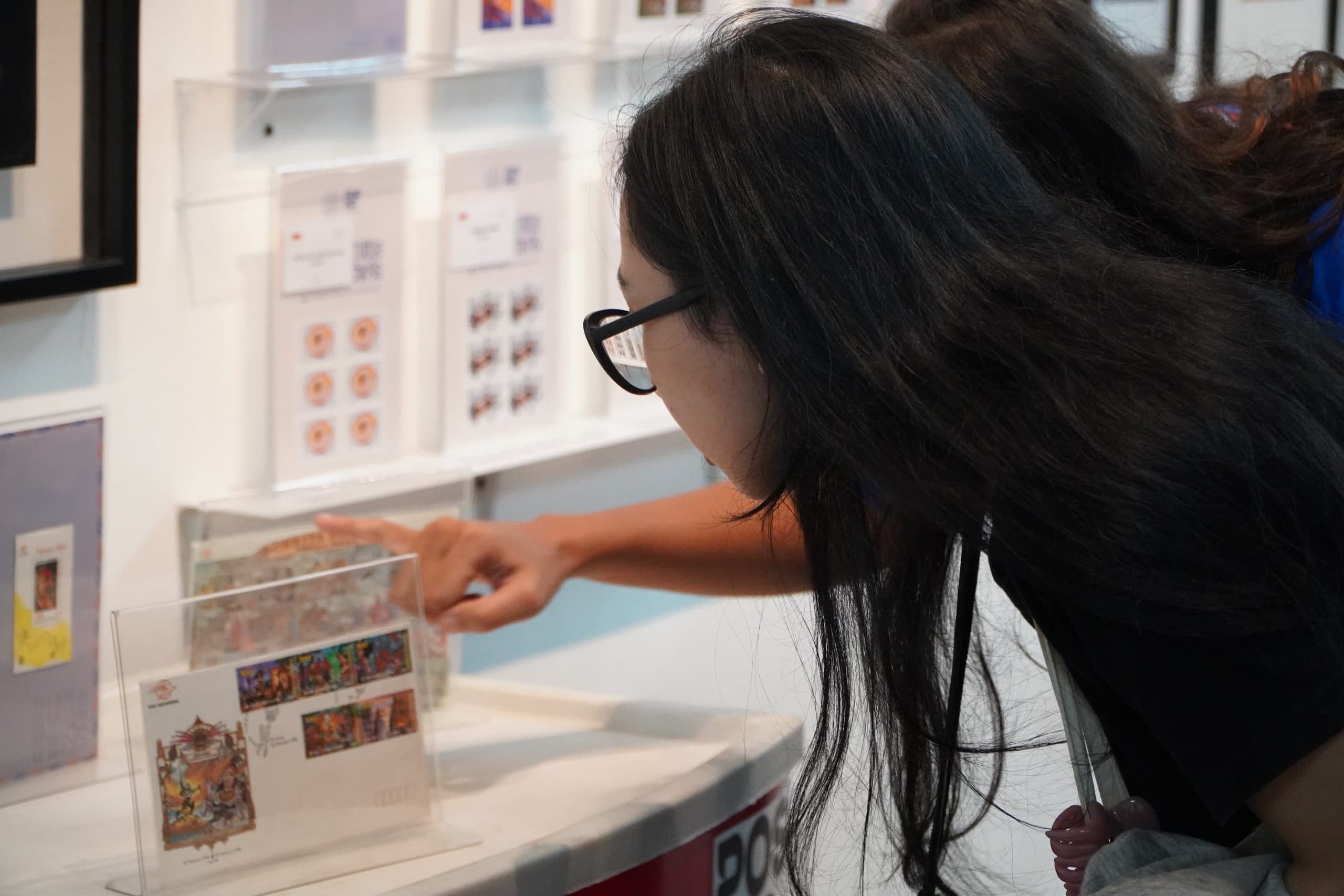 Kenalkan Perangko Ke Gen Z, ISI Yogyakarta Gelar Pameran Internasional The Little Things