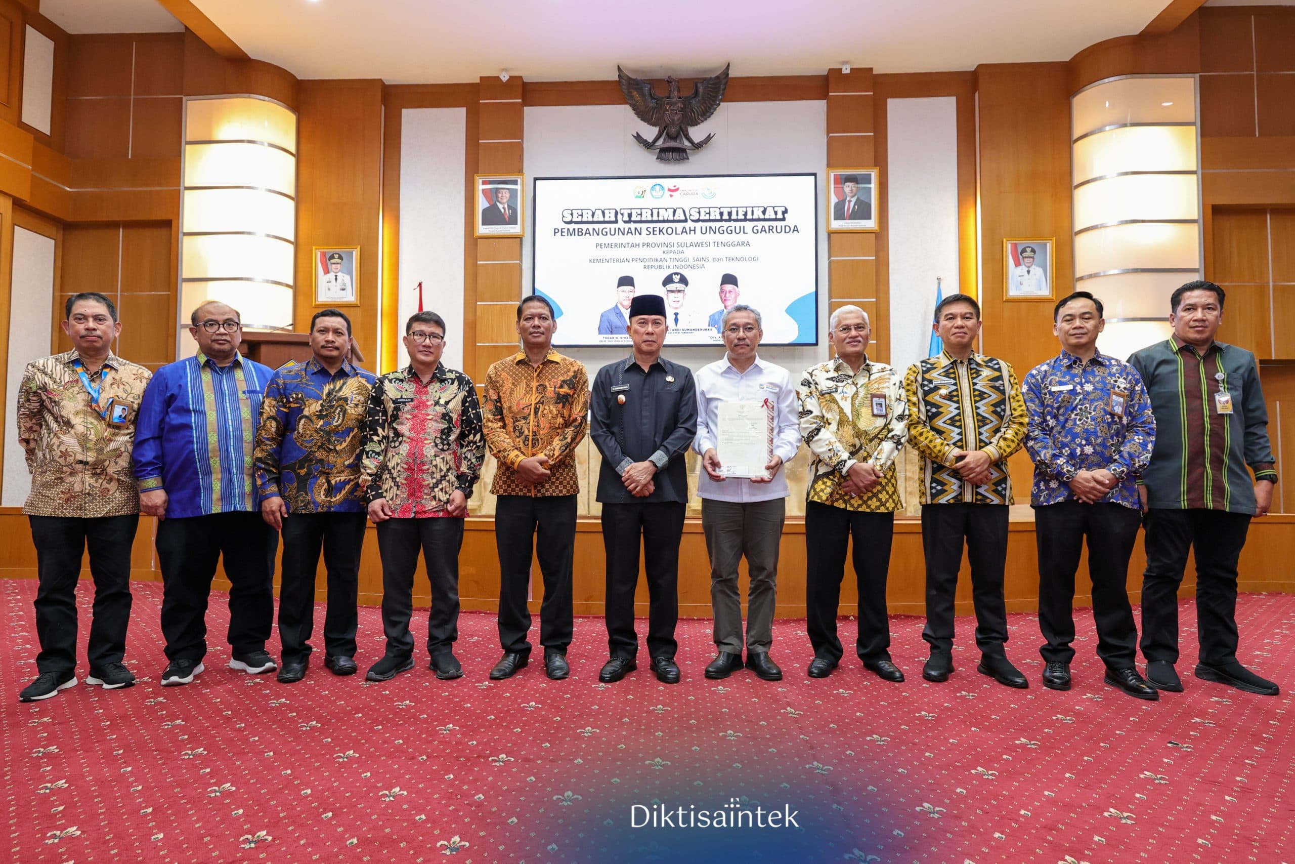 Serah Terima Sertifikat Lahan SMA Garuda di Sulawesi Tenggara: Tonggak Baru Pendidikan, Sains, dan Teknologi Nasional