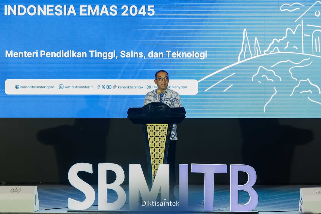 Mendiktisaintek Menghadiri Acara Leadership Night 2025 SBM ITB