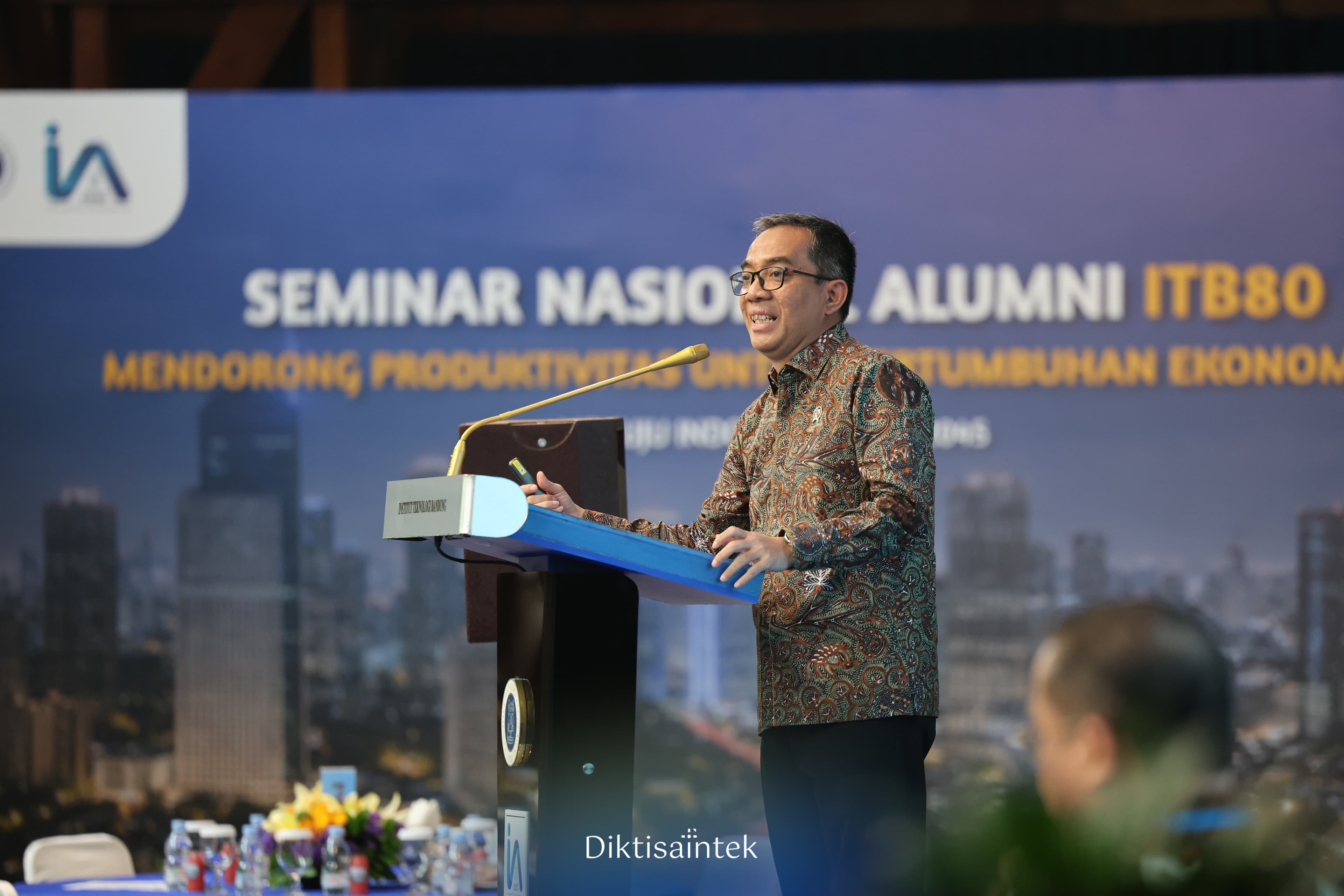 Kemdiktisaintek Tekankan Kolaborasi Kampus dan Industri untuk Mendorong Pertumbuhan Ekonomi 