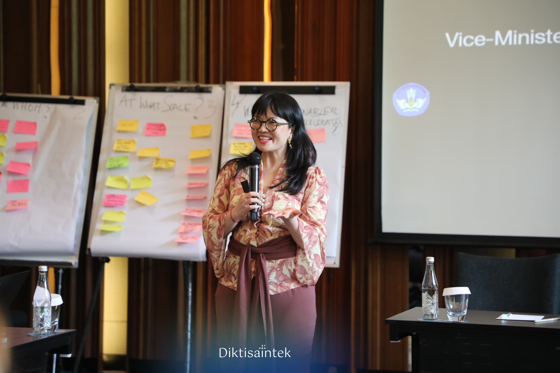 Wamendiktisaintek Stella: Pengembangan AI Indonesia Perlu Diperkuat Peran Energi Terbarukan
