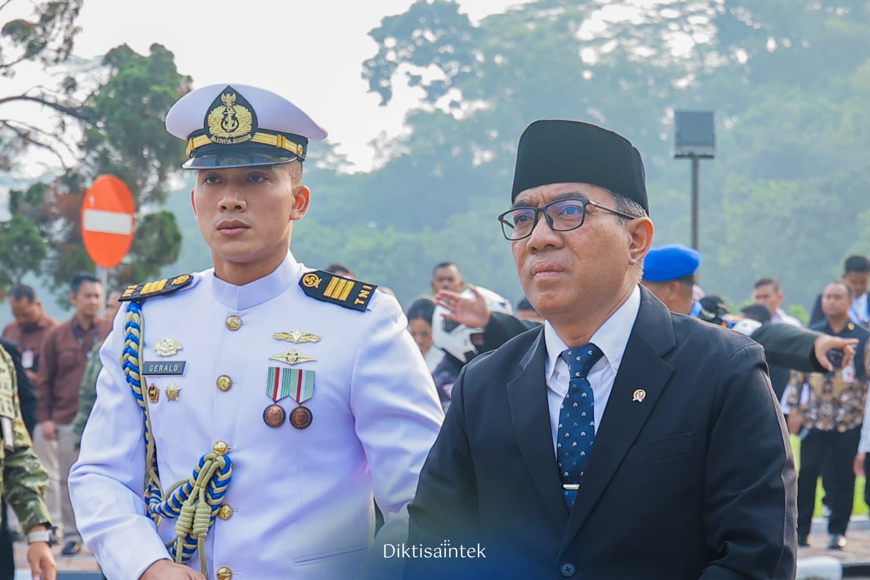 Peringatan HUT ke-81 TNI: TNI Kuat Bersama Rakyat, Indonesia Berdaulat, Adil dan Makmur