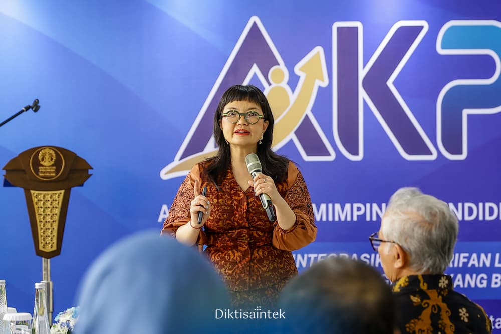 Perkuat Mutu Pendidikan Tinggi, Wamen Stella Christie Dorong Pimpinan Kampus Fokus pada Tridarma